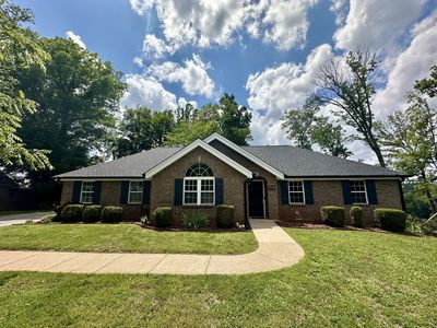 1804 Warfield Dr