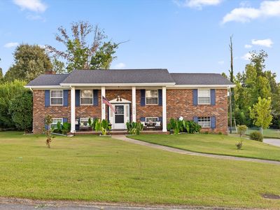 8168 Pinecrest Dr