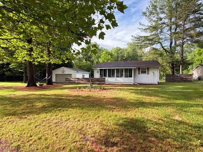 1079 W Moore Rd