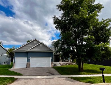 636 Greenway Point