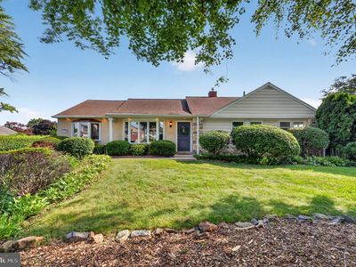Property at 2178 Princeton Pl, Broomall, PA
