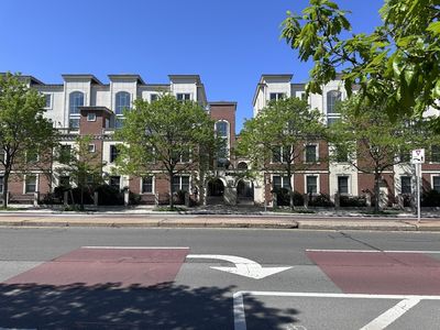 2240 Massachusetts Ave #3