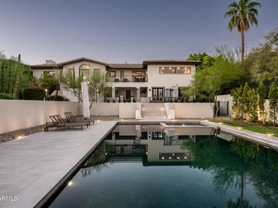 3977 E Paradise View Drive