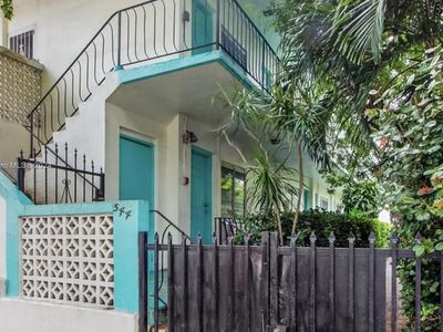 544 Michigan Ave APT 11