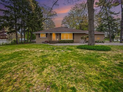 204 N Fruitport Rd