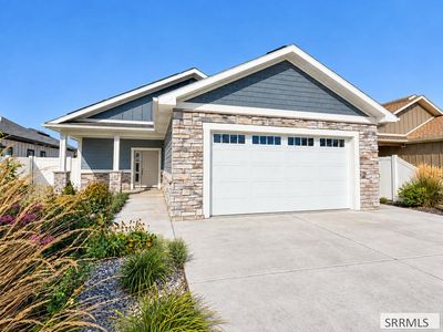 447 Glade Loop