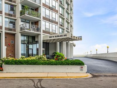 940 W Glenlake Ave #34D