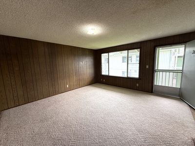 485 Waianuenue Ave APT 201