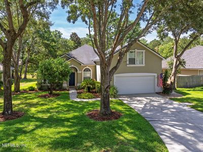 565 GRAND PARKE Drive