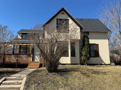 601 Pleasant Ave