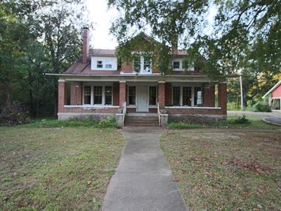Property at 20065 Main St E, Huntingdon, TN