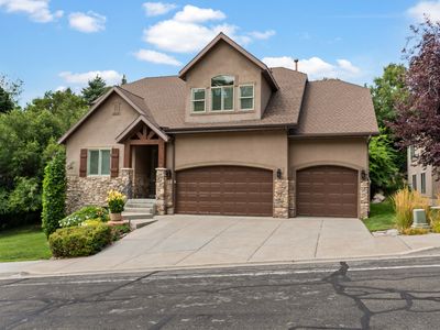 918 Mahogany Dr