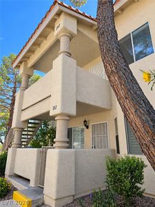 905 Rockview Dr Unit 202