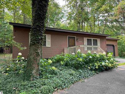 1386 S South Long Lake Rd