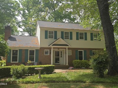 26 London Ln