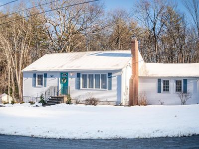 Property at 5 Sequoia Lane, Plaistow, NH