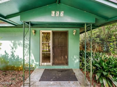 306 METZ Street