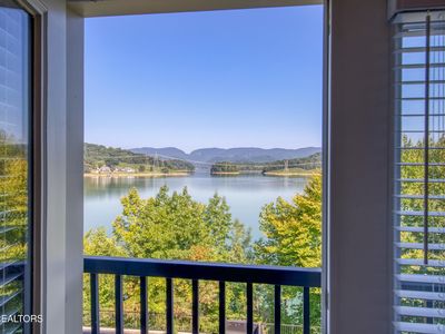 221 Sandpiper Ln