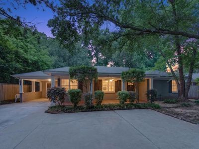 136 Lynn Ave