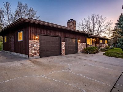 3205 Paul Ln