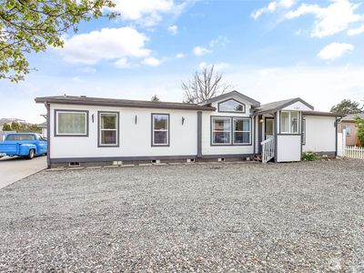 5589 Bay Ridge Drive