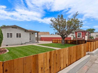4779 Castle Ave