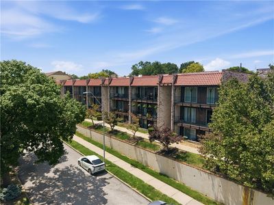 5004 Grand Ave APT E