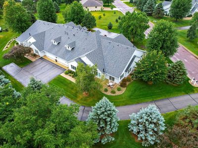 1301 Pine Pointe Curv