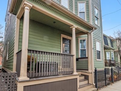 8 Spring Garden St APT 3