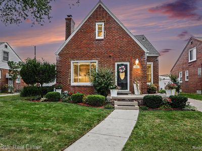 Property at 15283 Couzens Ave, Eastpointe, MI