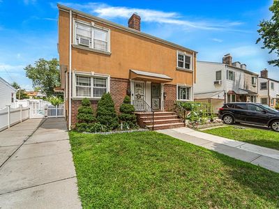 152-15 11th Ave