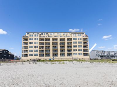 191 E Grand Avenue #301