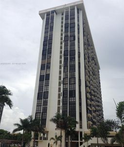 1901 Brickell Ave APT B504