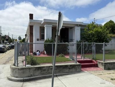 2050 102nd Avenue