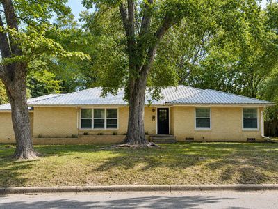 116 Thunderbird Dr