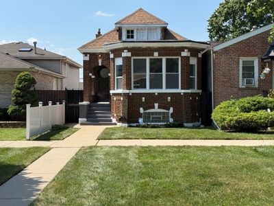 9438 S Wabash Ave