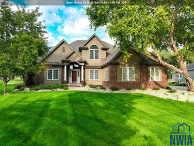 822 E Saint Andrews Cir