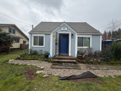 1210 Clearview Ave NE