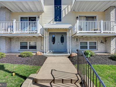 7 Warren Lodge Ct APT 2B