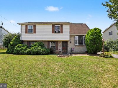 920 Northbriar Dr