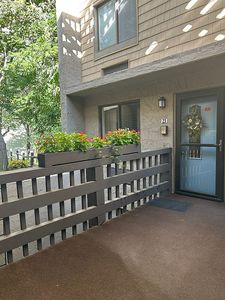23 Cliffside Dr
