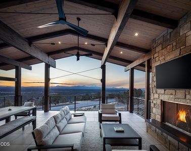 13301 SW Seven Peaks Loop