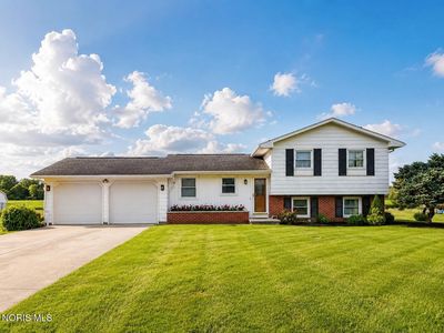 10721 W Crestview Dr
