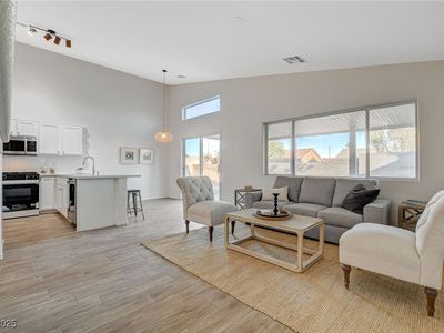 4331 Golden Palomino Ln