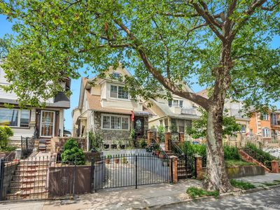 10530 Van Wyck Expressway