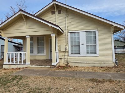 Property at 504 Bluebonnet St, Aubrey, TX