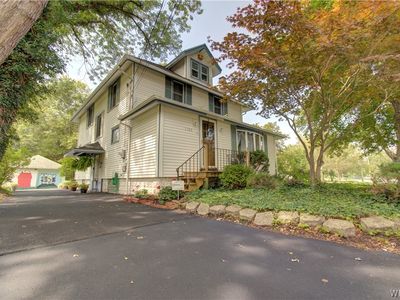 1102 Niagara Falls Blvd