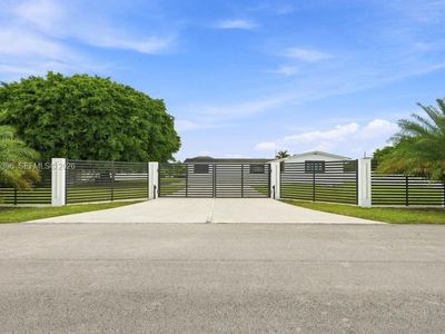 100 NW 120th Ave