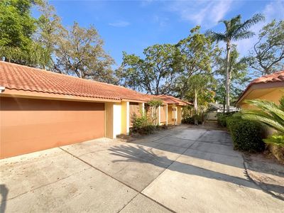 5037 Bermuda Cir #10