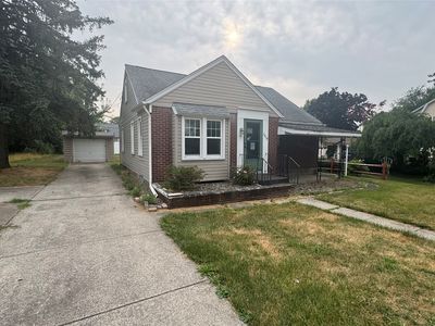 2916 Greeley Ave